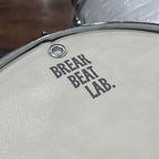 BREAKBEAT LAB. 刻印ロゴとハトメ部分の拡大